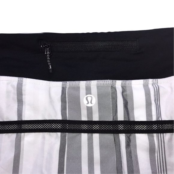 LULULEMON Pace Setter Skirt Striped Gray / White, Women's 8 Regular Golf Tennis - Picture 9 of 9